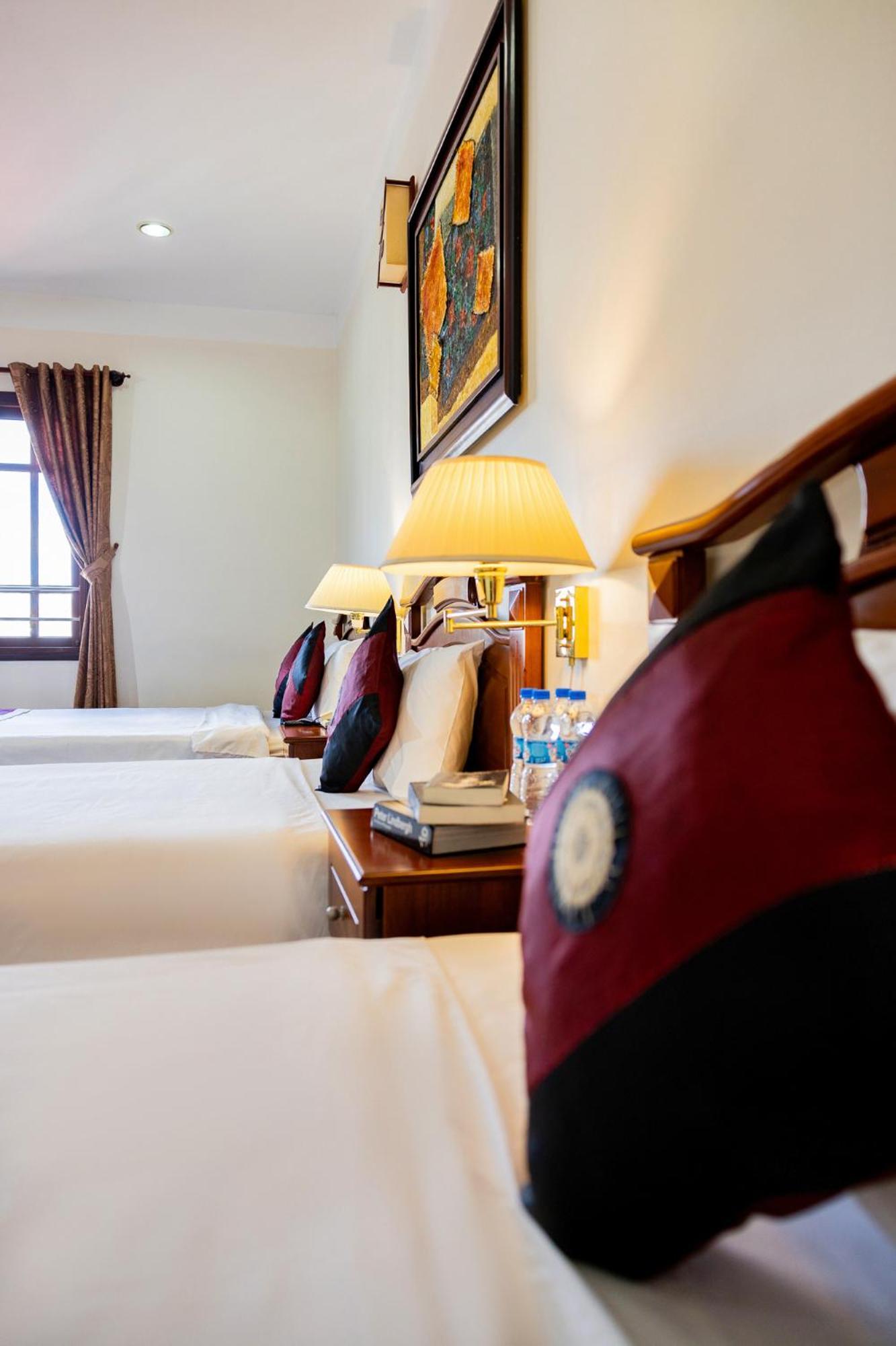 Hung Phong Hotel - Near Dalat Night Market Екстер'єр фото