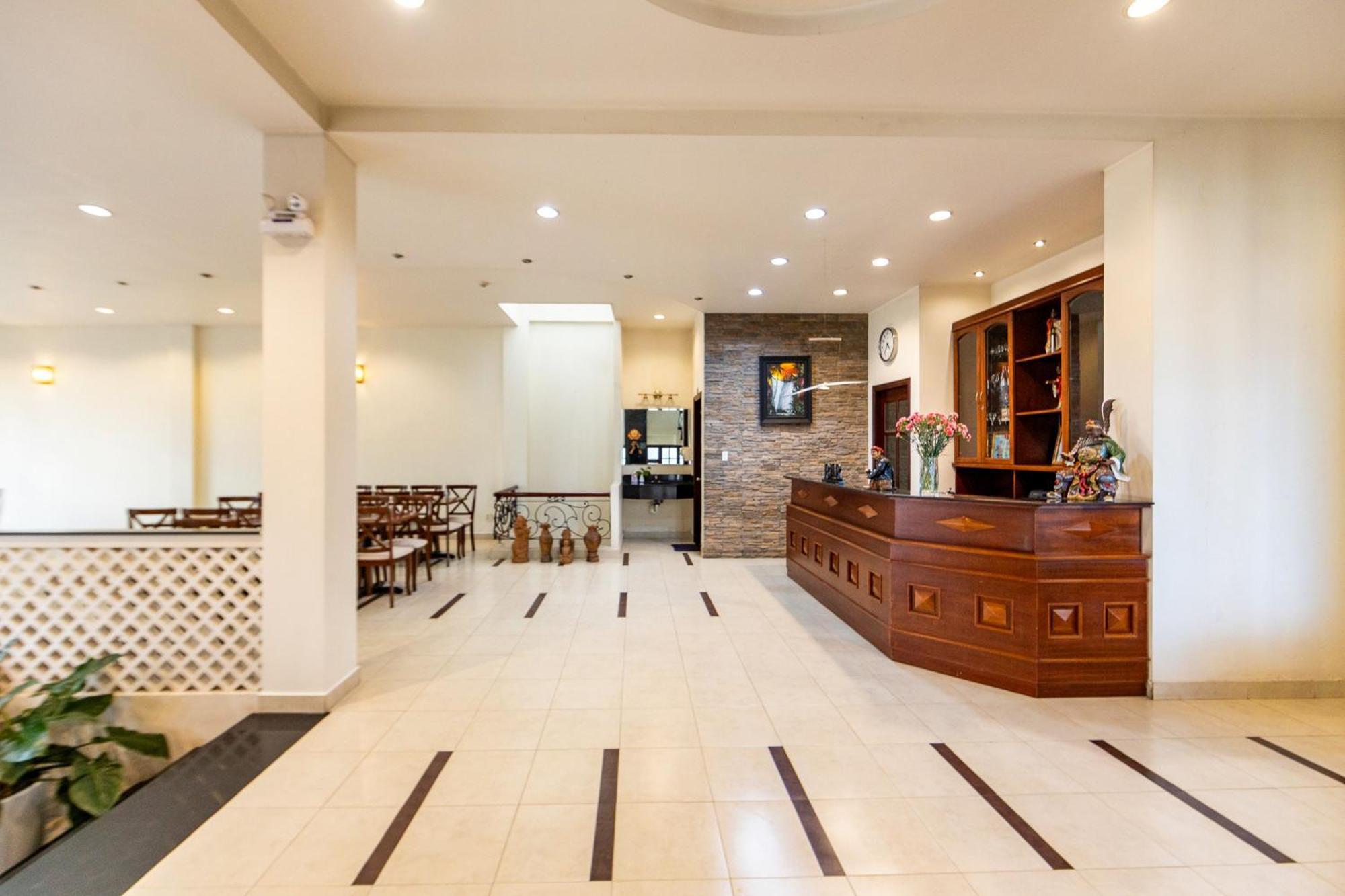 Hung Phong Hotel - Near Dalat Night Market Екстер'єр фото