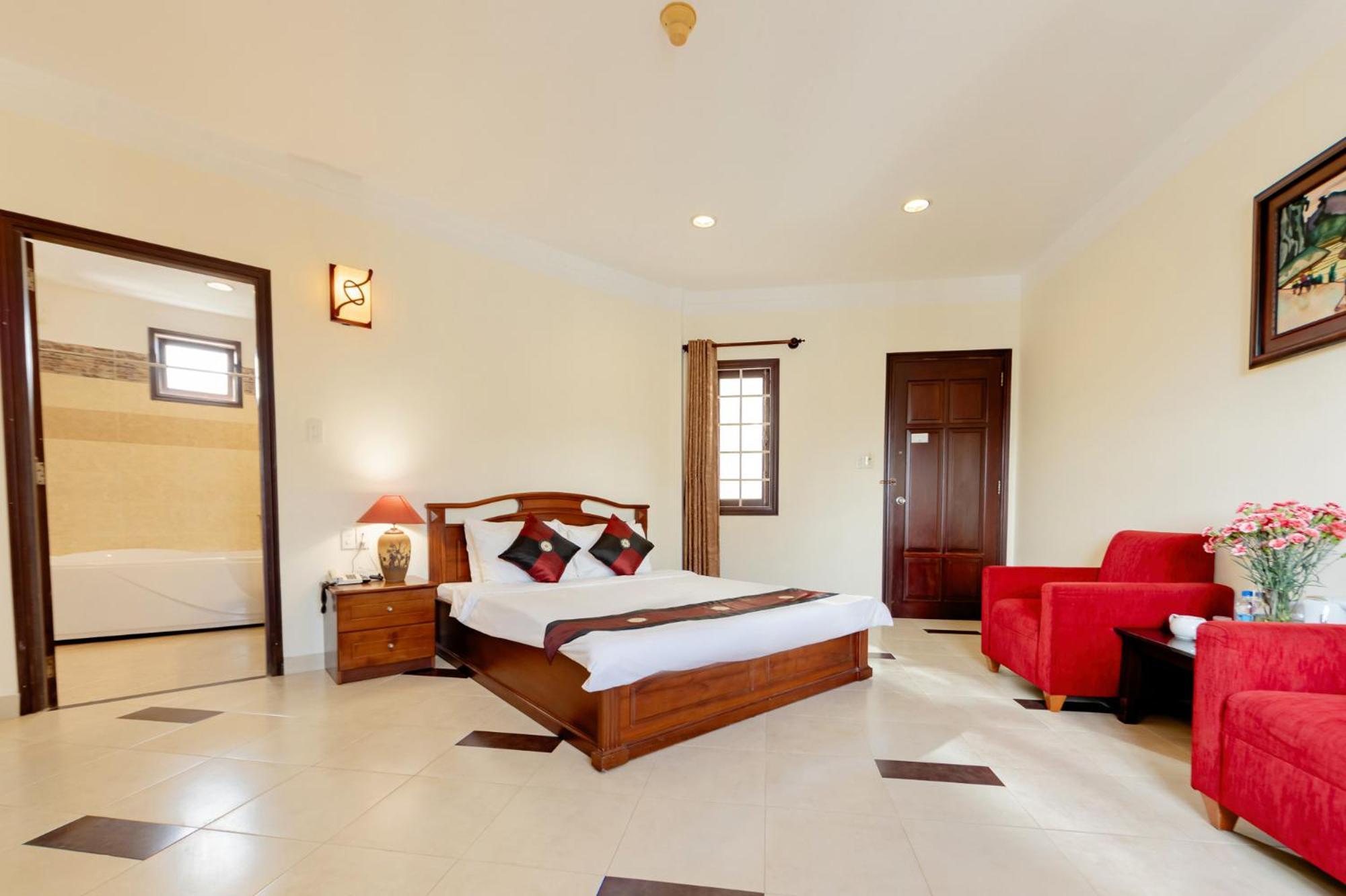 Hung Phong Hotel - Near Dalat Night Market Екстер'єр фото