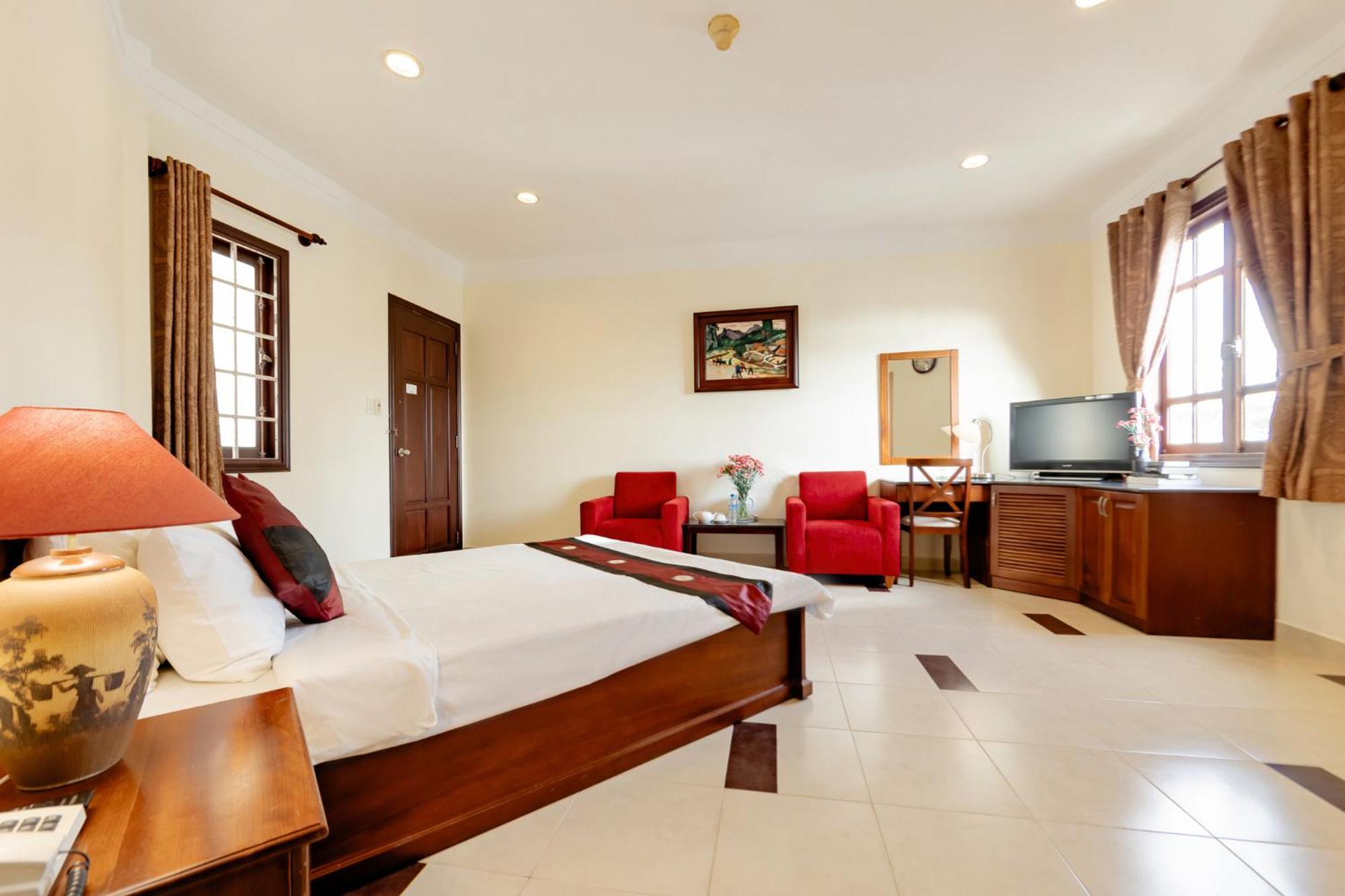 Hung Phong Hotel - Near Dalat Night Market Екстер'єр фото