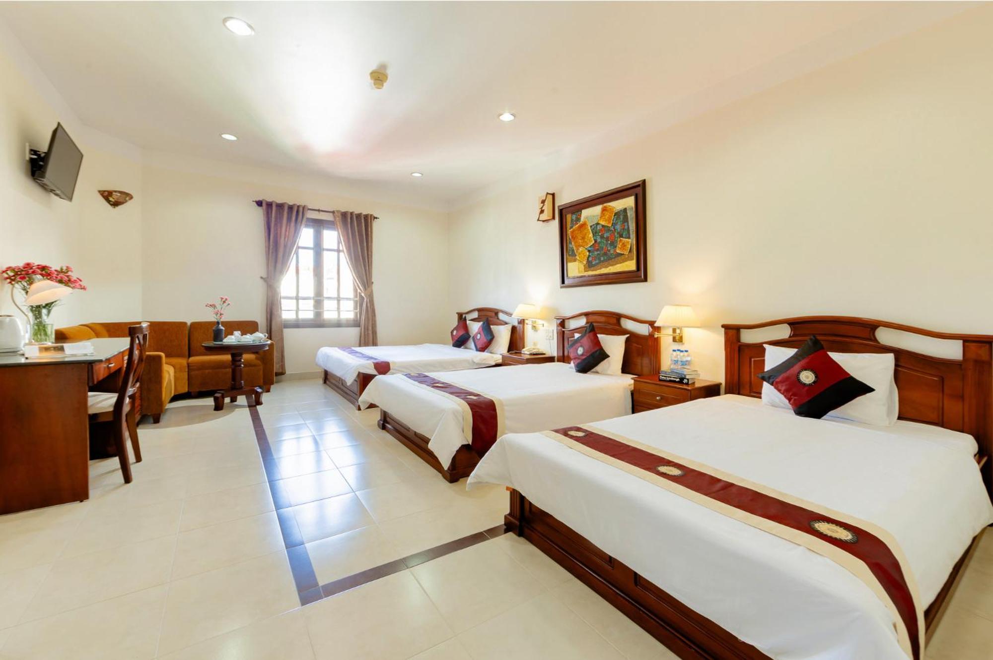 Hung Phong Hotel - Near Dalat Night Market Екстер'єр фото