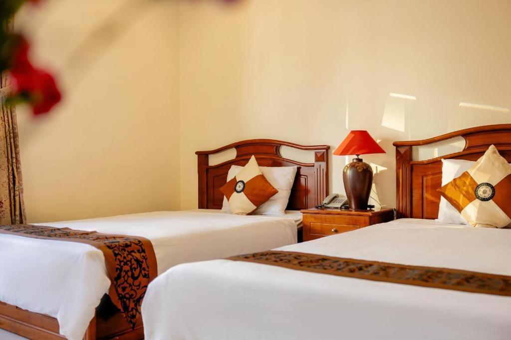 Hung Phong Hotel - Near Dalat Night Market Екстер'єр фото