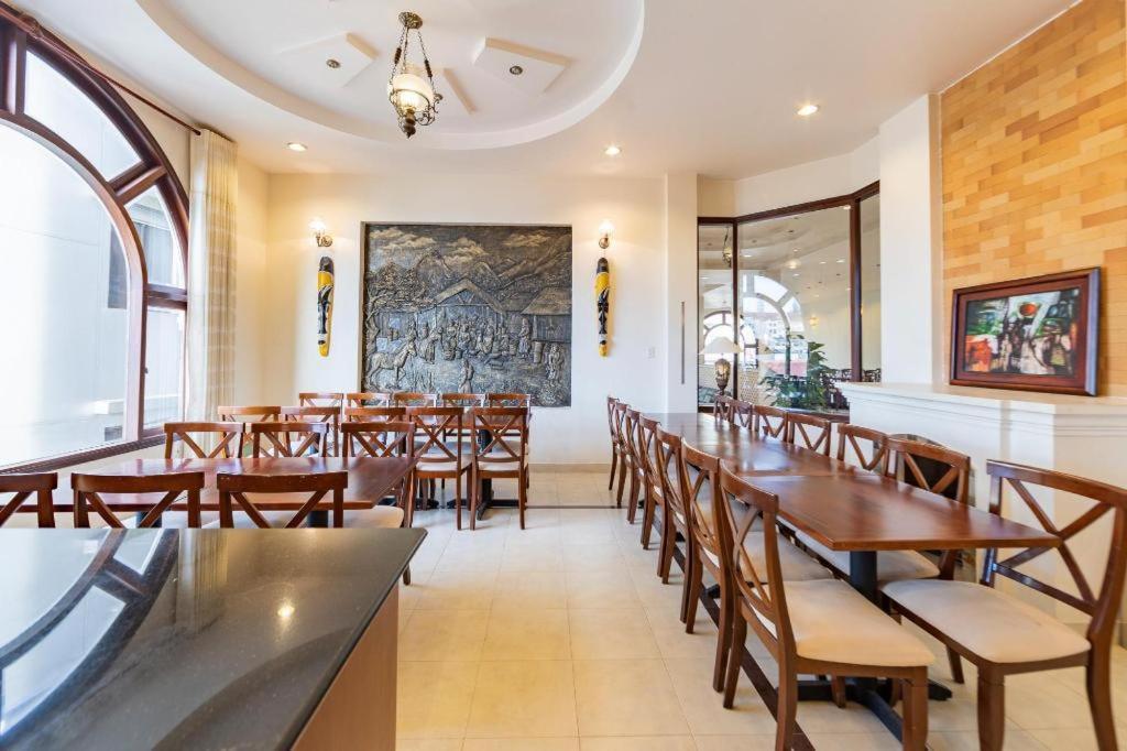 Hung Phong Hotel - Near Dalat Night Market Екстер'єр фото